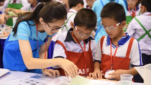 HCM City children learn waste recycling through hands-on experiments