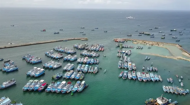 Fighting illegal fishing