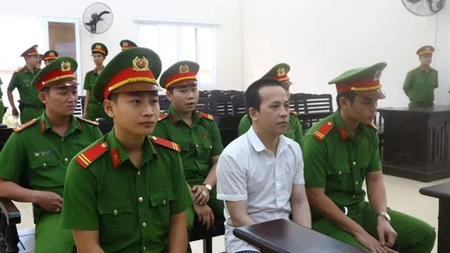 Man gets death sentence for murdering three members of a family