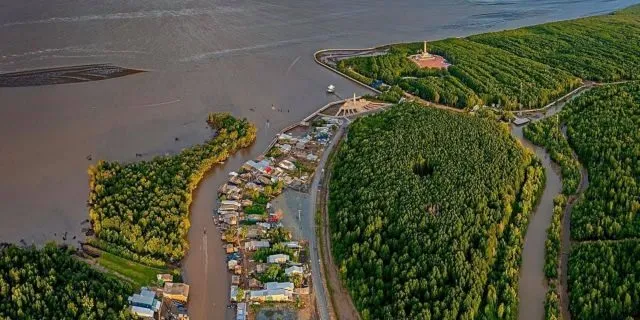 Cà Mau should develop more hi-tech business models: PM