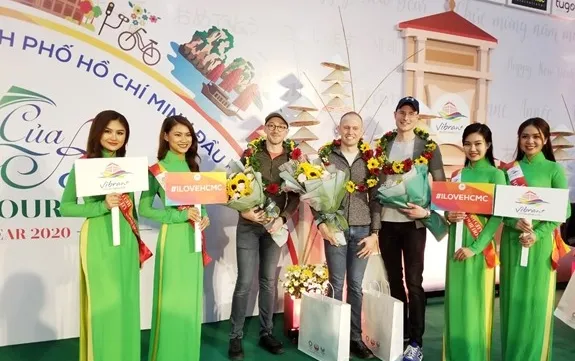 First int'l visitors of 2020 arrive in HCM City