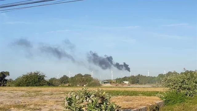 Wind turbine destroyed by fire in Bình Thuận