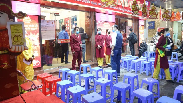 God of Wealth Day attracts few gold buyers because of virus fears