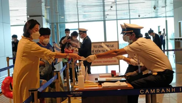 Travellers from Iran or Italy asked to fill in medical declarations