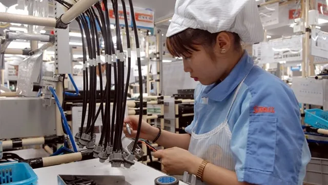 VN posts trade deficit of $176 million in two months