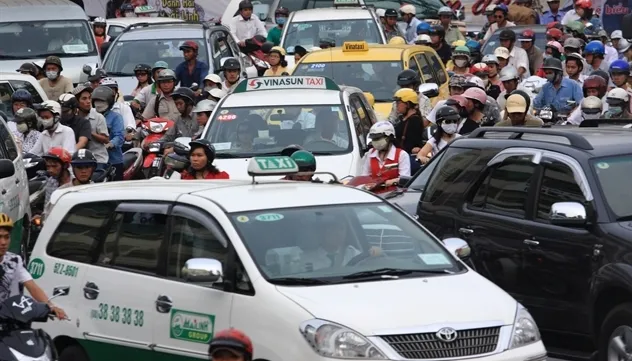 New decree to better regulate ride-hailing firms