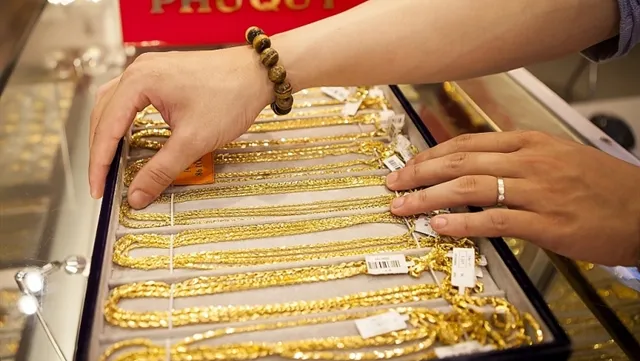 Gold is sparkling again: expert