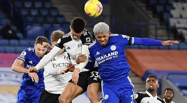 Fulham overcome penalty woes to inflict surprise defeat on Leicester