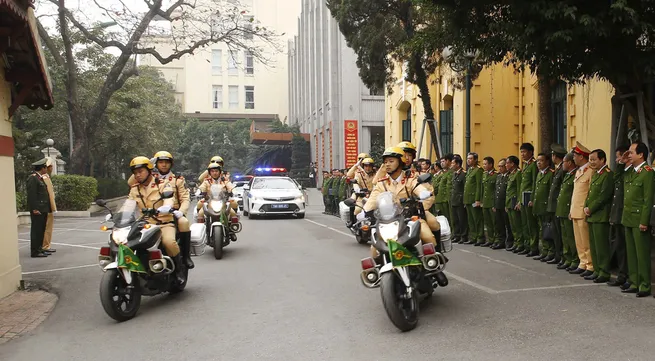 Hanoi’s police begin task of ensuring security for National Party Congress