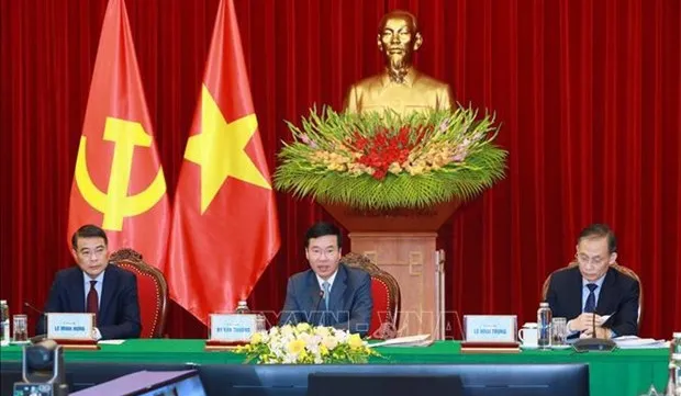 Vietnamese, Lao Party officials hold online talks