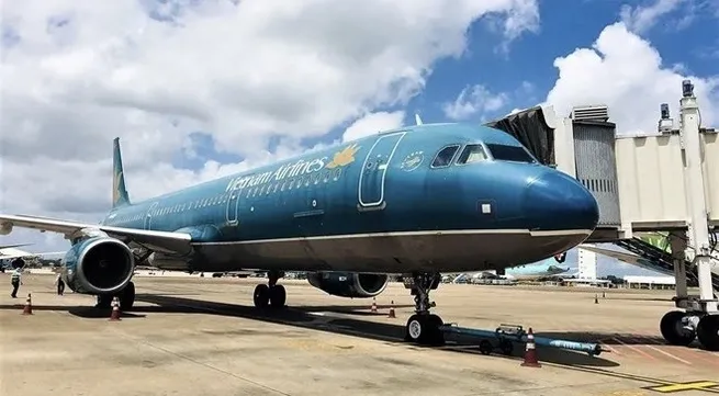 Vietnam Airlines operates seven flights on first day of domestic flight resumption