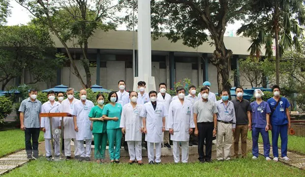 HCM City sends health workers to aid other localities in COVID-19 combat