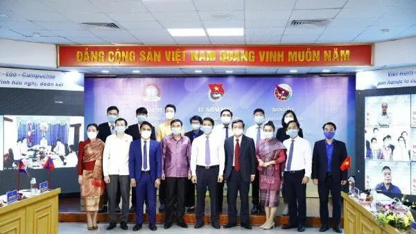 Exchange promotes friendship between Vietnamese, Cambodian and Lao youth