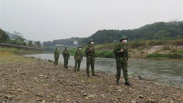 Vietnamese, Chinese border guards meet via webinar