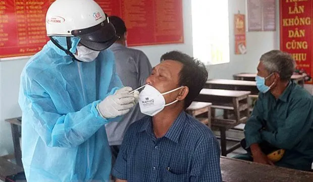 Over 11,800 new COVID-19 cases recorded in Vietnam on Nov. 24