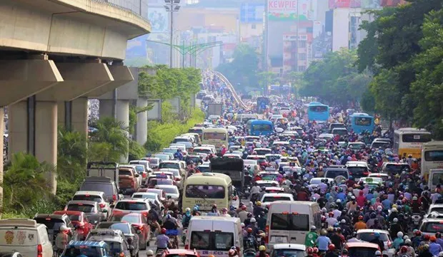 Hanoi to spend 1.8 trillion VND addressing traffic congestion