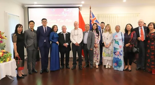 Vietnamese expatriates gather to celebrate traditional Lunar New Year festival