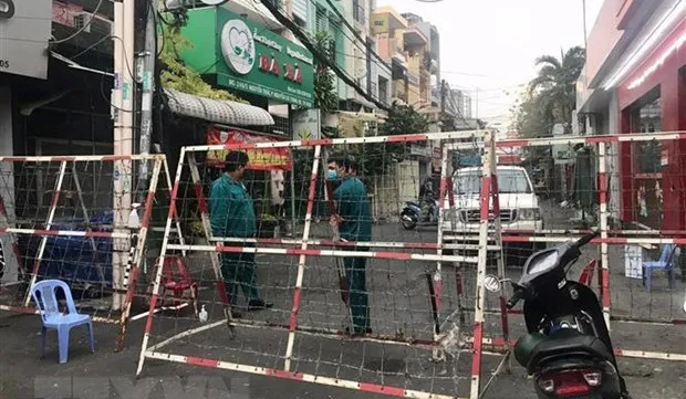 HCM City stops all non-essential business, service establishments