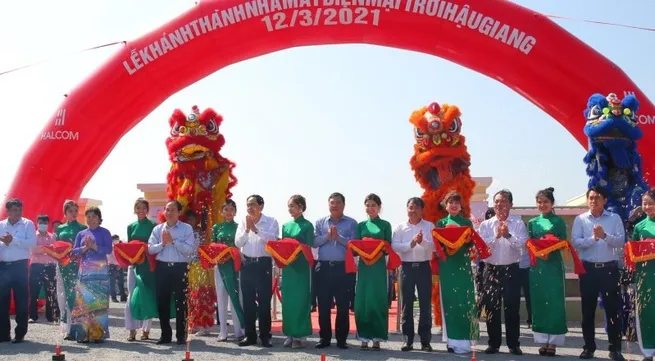 Solar farm inaugurated in Hau Giang Province