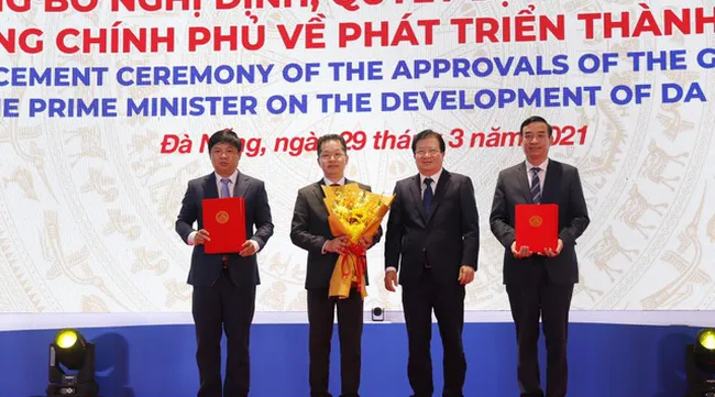 Decree, decision on development of Da Nang popularized