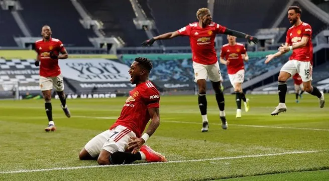 Man Utd beat Spurs, West Ham maintain top-four charge