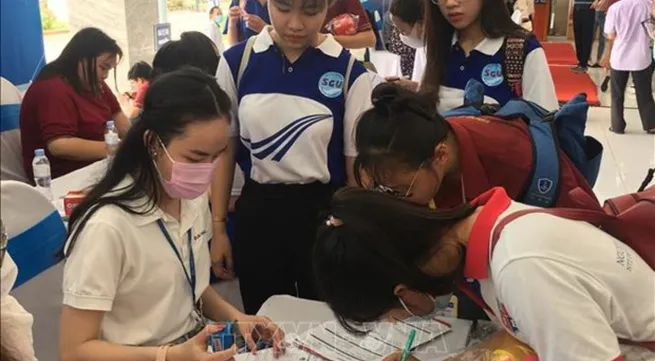 Over 10,000 job vacancies introduced at HCM City’s job fair 2021