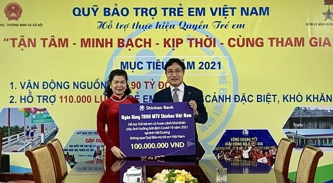 VND100 million provided to support children suffered from COVID-19 in Hai Duong