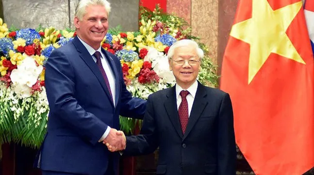 Party chief congratulates leader of Communist Party of Cuba