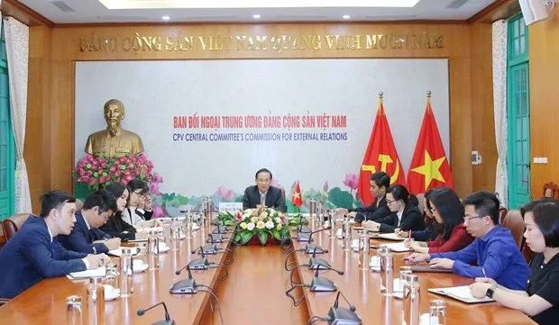 Vietnam always treasures strategic partnership with Singapore: Party official