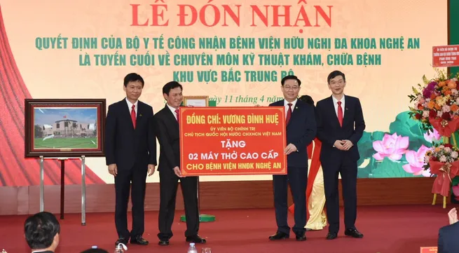 NA Chairman pays working trip to central Nghe An province