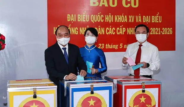 President Nguyen Xuan Phuc joins HCM City voters in elections