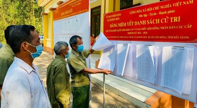 Voters and election officials required to make health declarations