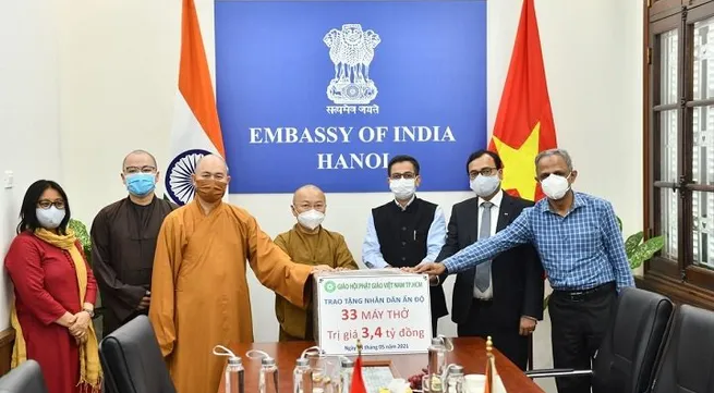 Ho Chi Minh City Buddhist Sangha donates 33 ventilators for India