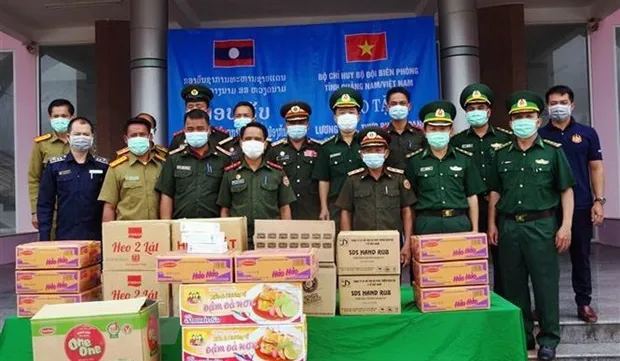 Food, medical supplies presented to border forces in Lao province