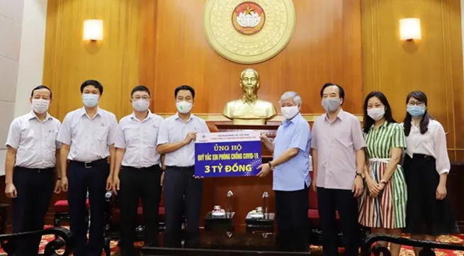 Donations towards COVID-19 prevention efforts reach over VND4.7 trillion