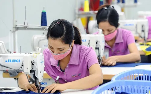 Vietnam earns nearly USD 19 billion from textile exports in H1