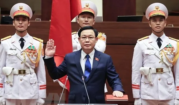 Top Cambodian legislator congratulates Vietnamese NA Chairman