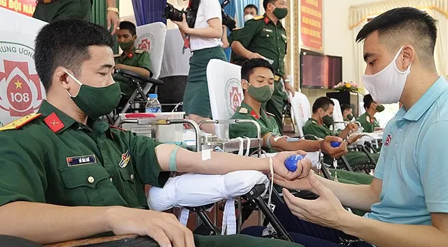 Military youth joins blood drive to fight pandemic