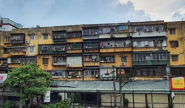 Hanoi works to accelerate renovation of old apartment buildings