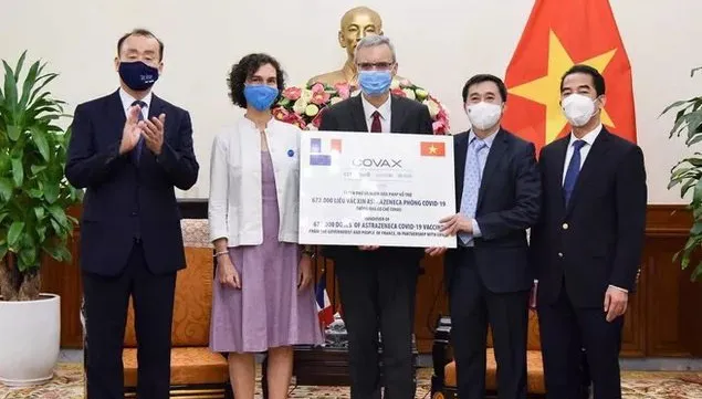 Vietnam receives 1.48 minion doses of COVID-19 vaccine from France and Italy