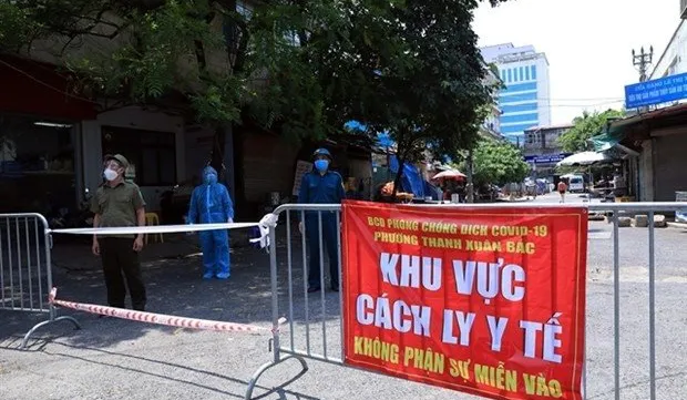 Fully vaccinated people from outbreak regions only have to self-quarantine at home for 7 days