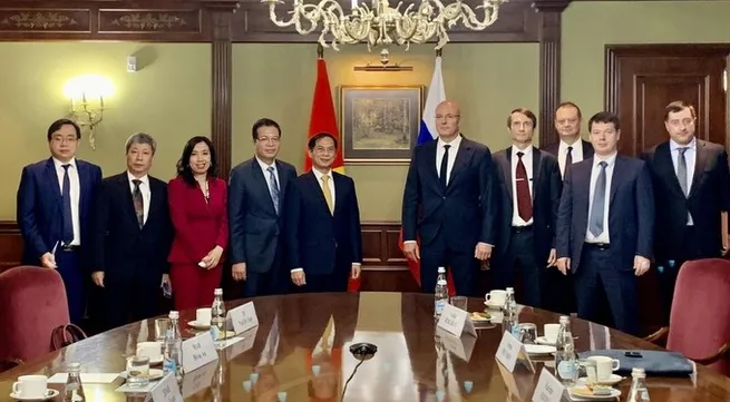 Vietnam seeks Russia's support in vaccine production technology transfer