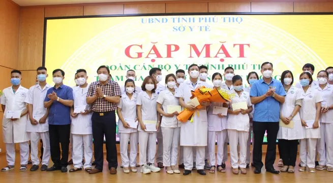 Phu Tho sends 52 medical workers to Binh Duong to help with COVID-19 fight