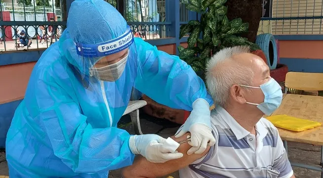 Binh Duong accelerates vaccine rollout to return to new normal