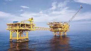 COVID-19, price decline hit Việt Nam’s oil industry