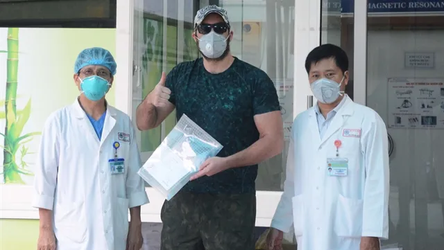 American COVID-19 patient released from Đà Nẵng Hospital