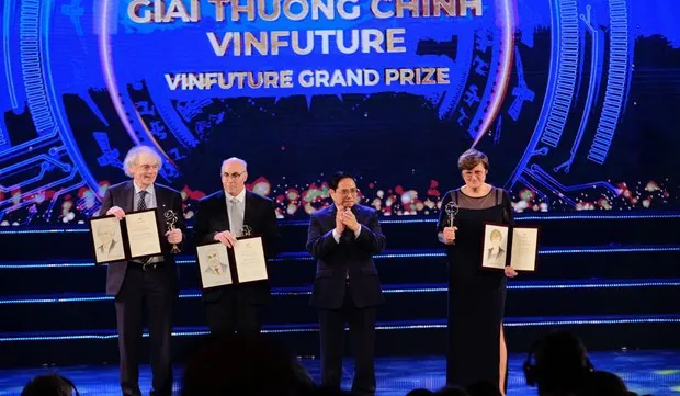 VinFuture Prize honours mRNA vaccine researchers