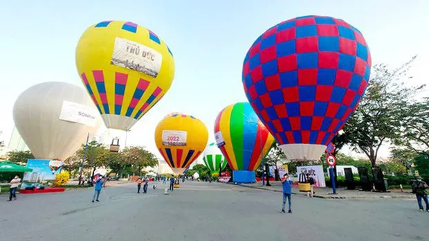 Hot air balloon festival debuts in HCM City