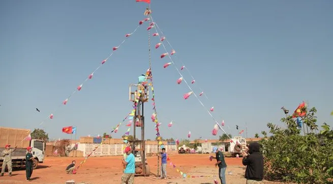 Vietnamese peacekeepers in South Sudan plant New Year tree