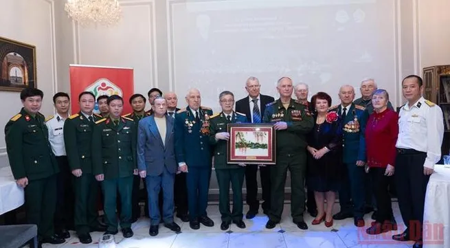 Ceremony pays tribute to former Russian military experts serving in Vietnam